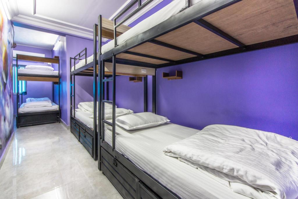 Room image 2
